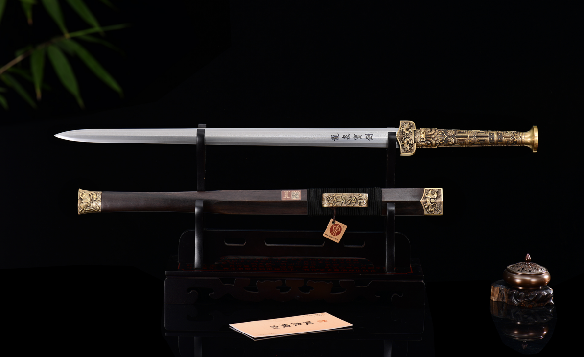 张叶胜大师作品《君临汉剑》 - 龙泉宝剑官方网站丨 正宗中华老字号龙泉宝剑厂家! - 龙泉宝剑厂官方网站
